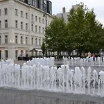 Szabadsag Ter * 부다페스트
