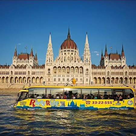 Szabadság Tér Budapest