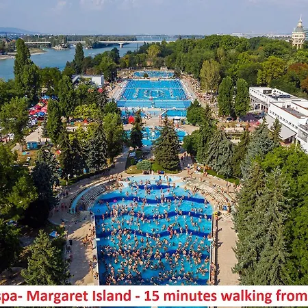 아파트 Szabadsag Ter *