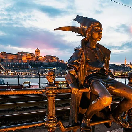 Szabadsag Ter 부다페스트