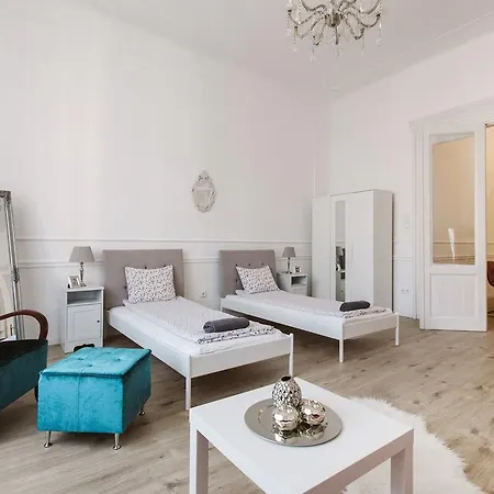 Szabadsag Ter 아파트 부다페스트