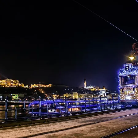 아파트 Szabadsag Ter