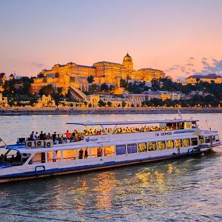 Szabadság Tér Budapest